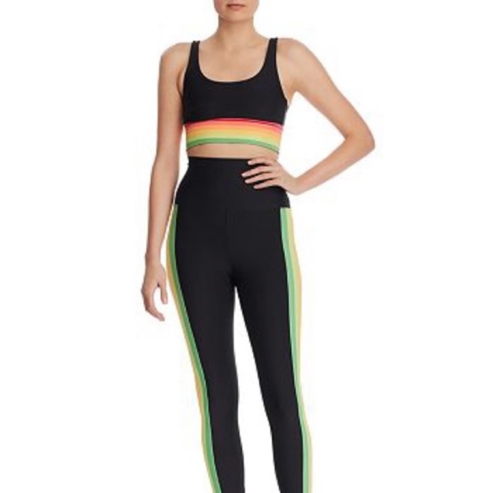 Beach riot Leah sports bra